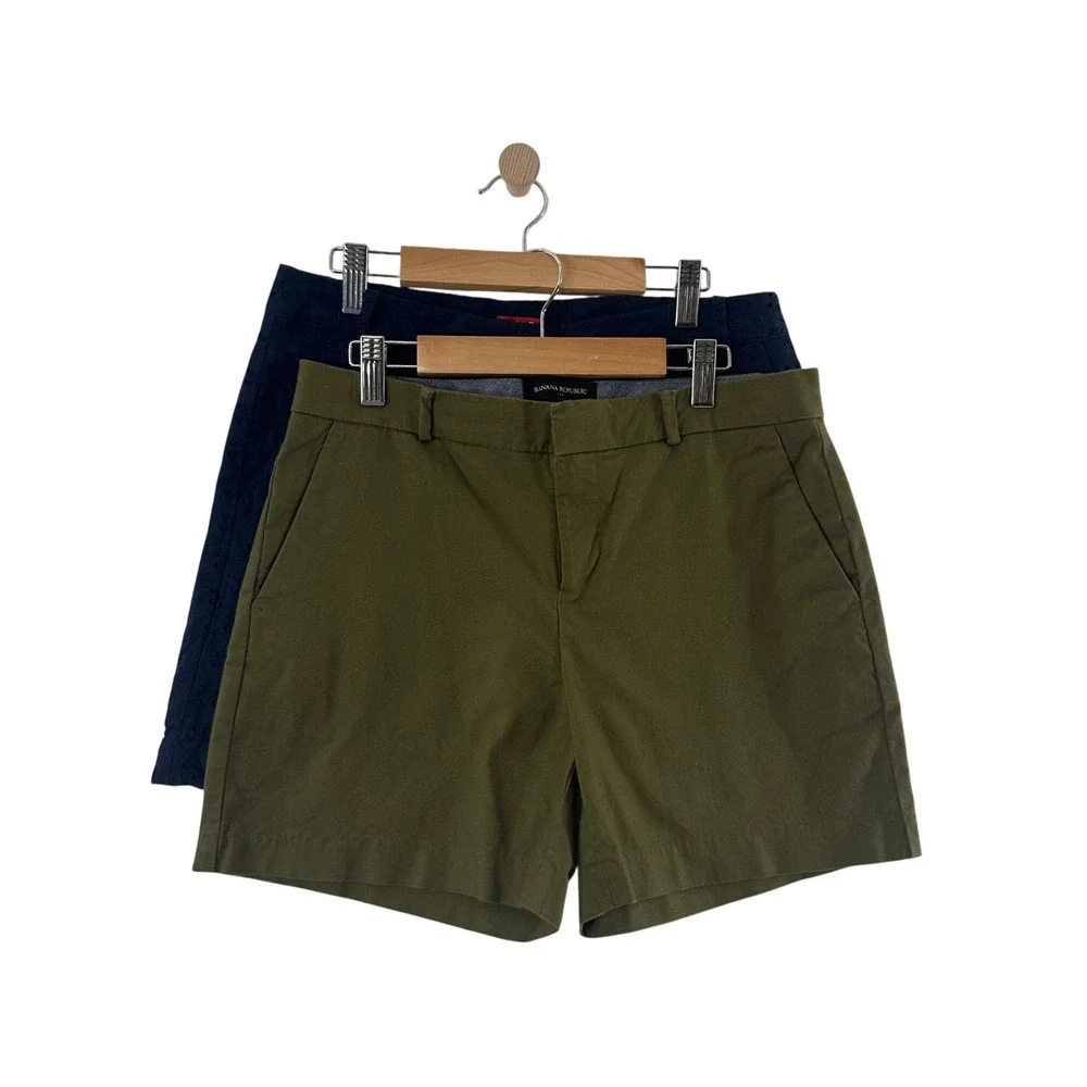 Banana Republic Olive Green Chino & IZOD Navy Blue Eyelet Shorts‎ Bundle Size 2